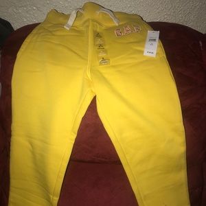 New boys GAP jogging pant